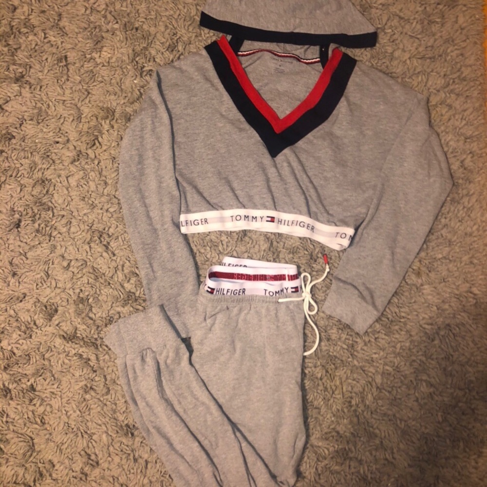 Tommy Hilfiger Set and Solstice Bodysuit Bundle